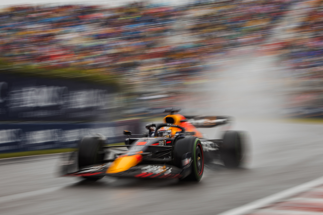 GP CANADA, Max Verstappen (NLD) Red Bull Racing RB18.
18.06.2022. Formula 1 World Championship, Rd 9, Canadian Grand Prix, Montreal, Canada, Qualifiche Day.
- www.xpbimages.com, EMail: requests@xpbimages.com © Copyright: Bearne / XPB Images