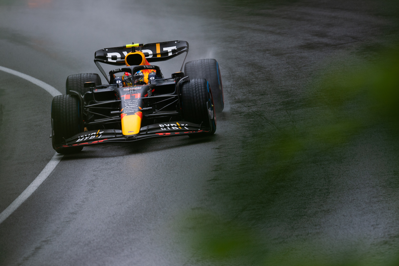 GP CANADA, Sergio Perez (MEX) Red Bull Racing RB18.
18.06.2022. Formula 1 World Championship, Rd 9, Canadian Grand Prix, Montreal, Canada, Qualifiche Day.
- www.xpbimages.com, EMail: requests@xpbimages.com © Copyright: Price / XPB Images