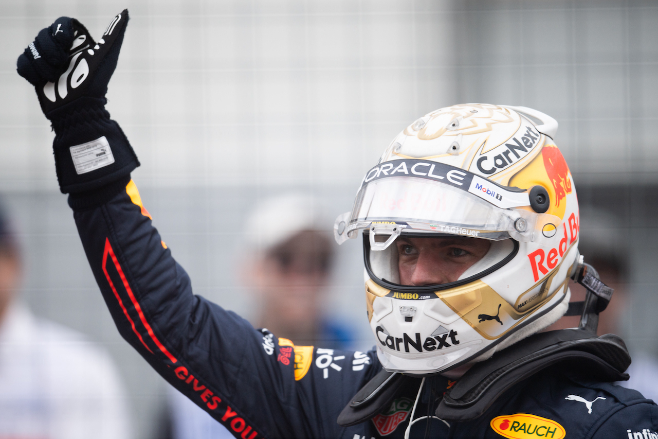 GP CANADA, Max Verstappen (NLD) Red Bull Racing celebrates his pole position in qualifying parc ferme.
18.06.2022. Formula 1 World Championship, Rd 9, Canadian Grand Prix, Montreal, Canada, Qualifiche Day.
- www.xpbimages.com, EMail: requests@xpbimages.com © Copyright: Price / XPB Images