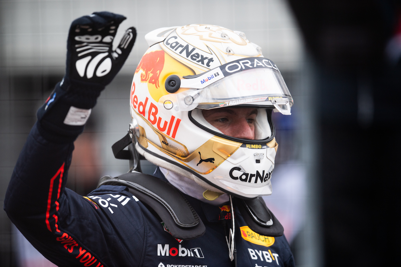 GP CANADA, Max Verstappen (NLD) Red Bull Racing celebrates his pole position in qualifying parc ferme.
18.06.2022. Formula 1 World Championship, Rd 9, Canadian Grand Prix, Montreal, Canada, Qualifiche Day.
- www.xpbimages.com, EMail: requests@xpbimages.com © Copyright: Price / XPB Images