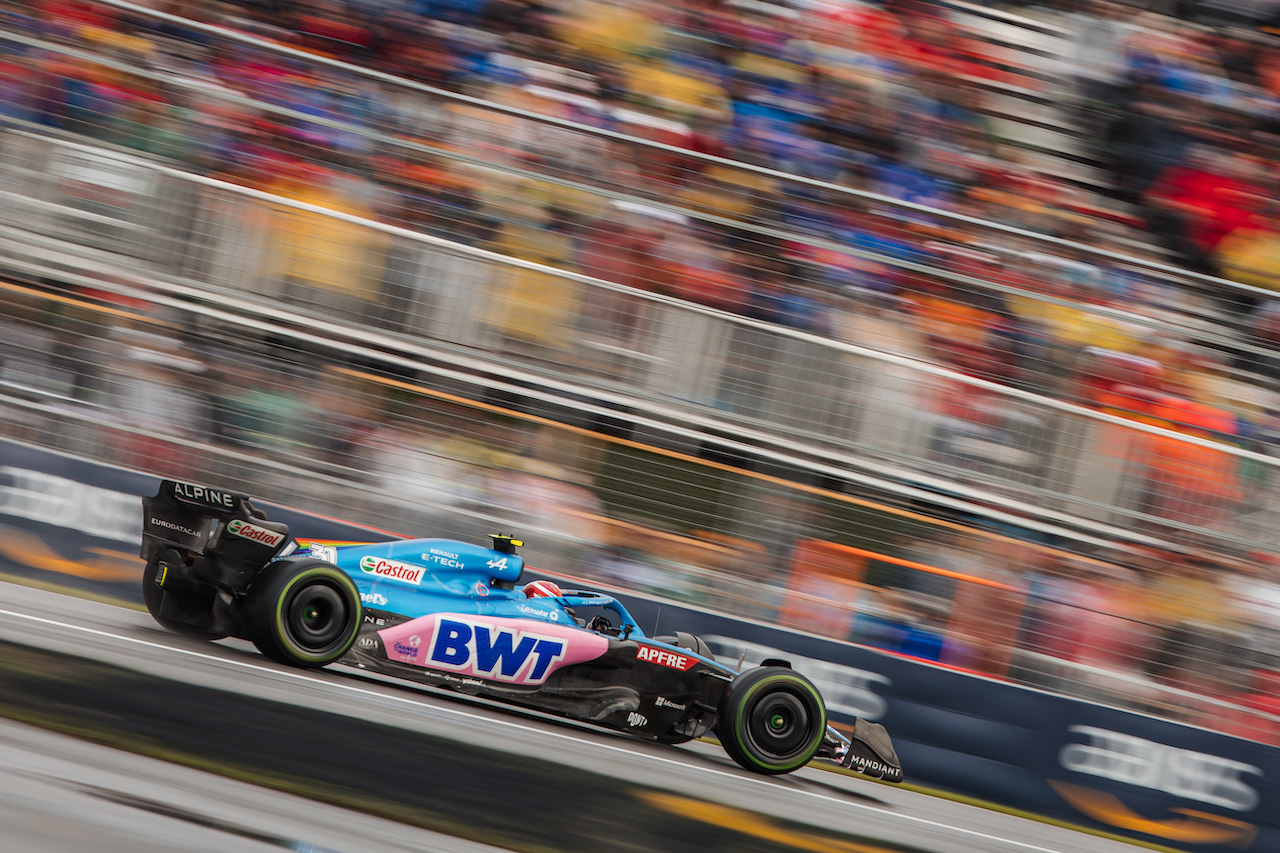 GP CANADA, Esteban Ocon (FRA) Alpine F1 Team A522.
18.06.2022. Formula 1 World Championship, Rd 9, Canadian Grand Prix, Montreal, Canada, Qualifiche Day.
- www.xpbimages.com, EMail: requests@xpbimages.com © Copyright: Bearne / XPB Images