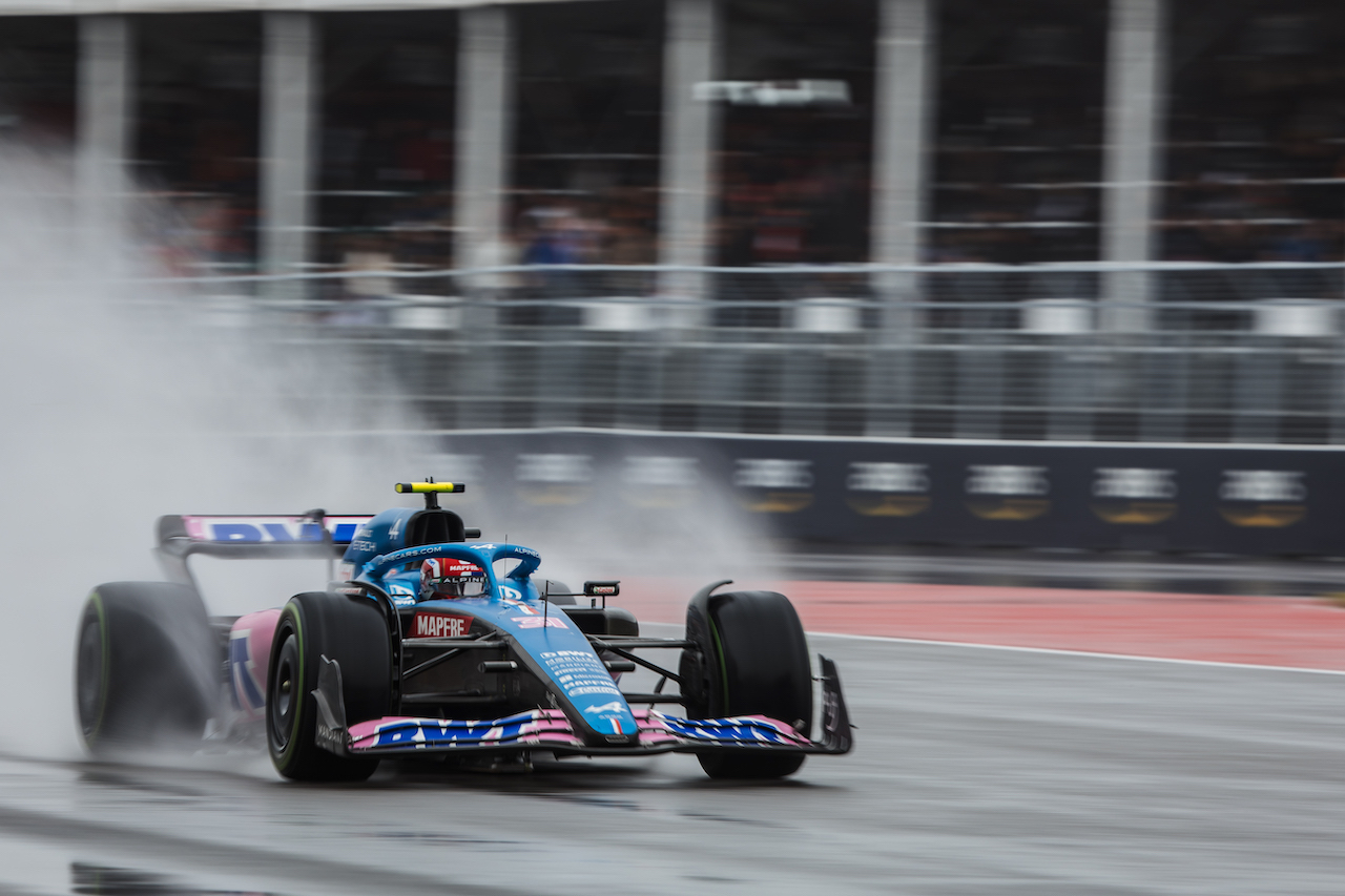 GP CANADA, Esteban Ocon (FRA) Alpine F1 Team A522.
18.06.2022. Formula 1 World Championship, Rd 9, Canadian Grand Prix, Montreal, Canada, Qualifiche Day.
- www.xpbimages.com, EMail: requests@xpbimages.com © Copyright: Bearne / XPB Images