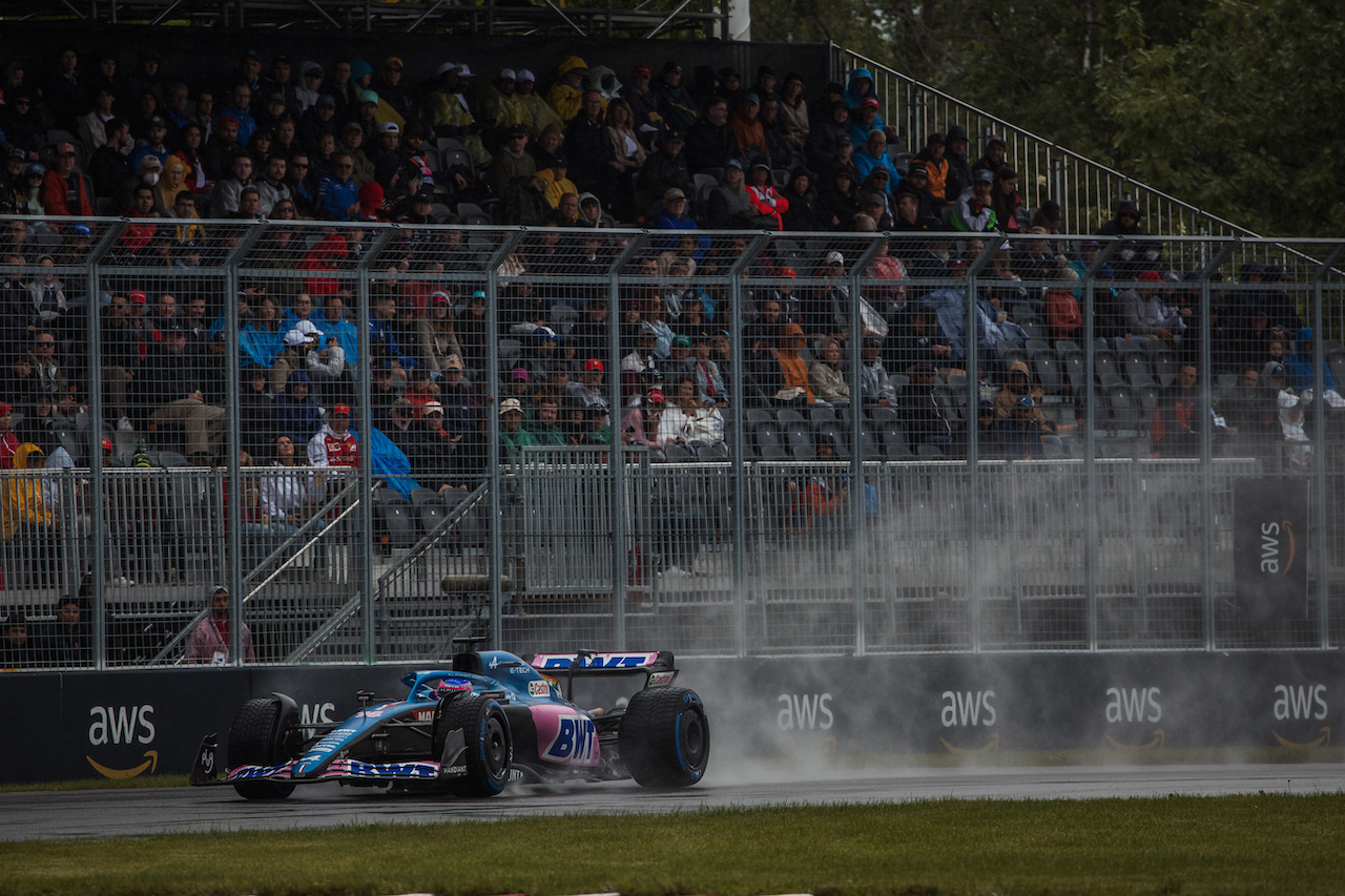 GP CANADA, Fernando Alonso (ESP) Alpine F1 Team A522.
18.06.2022. Formula 1 World Championship, Rd 9, Canadian Grand Prix, Montreal, Canada, Qualifiche Day.
- www.xpbimages.com, EMail: requests@xpbimages.com © Copyright: Bearne / XPB Images