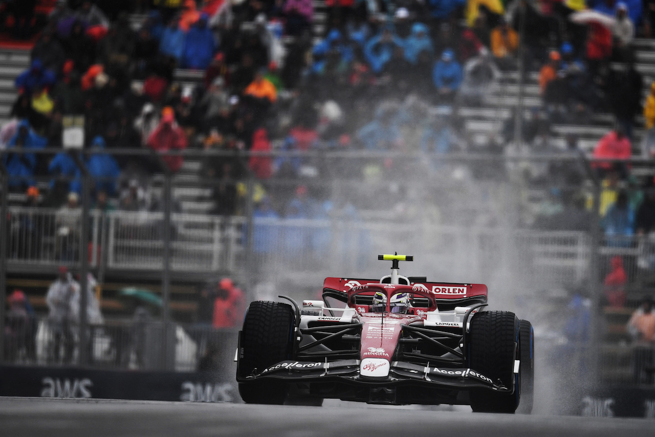 GP CANADA, Guanyu Zhou (CHN) Alfa Romeo F1 Team C42.
18.06.2022. Formula 1 World Championship, Rd 9, Canadian Grand Prix, Montreal, Canada, Qualifiche Day.
- www.xpbimages.com, EMail: requests@xpbimages.com © Copyright: Price / XPB Images