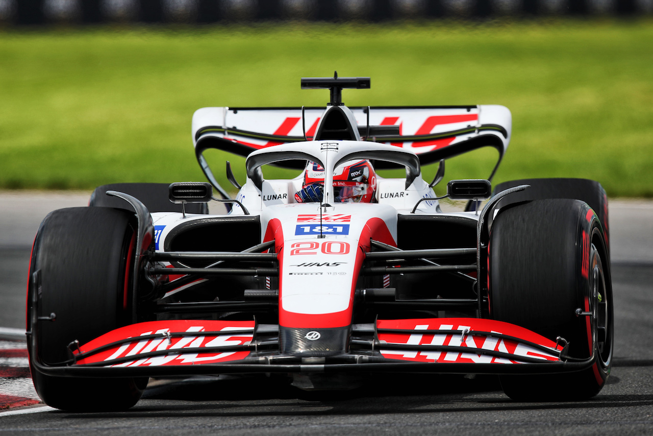 GP CANADA, Kevin Magnussen (DEN) Haas VF-22.
17.06.2022. Formula 1 World Championship, Rd 9, Canadian Grand Prix, Montreal, Canada, Practice Day.
 - www.xpbimages.com, EMail: requests@xpbimages.com © Copyright: Coates / XPB Images