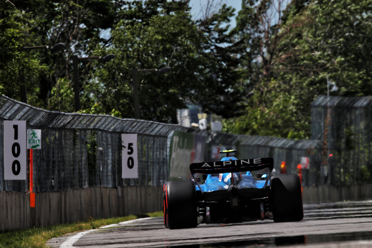 GP CANADA, Esteban Ocon (FRA) Alpine F1 Team A522.
17.06.2022. Formula 1 World Championship, Rd 9, Canadian Grand Prix, Montreal, Canada, Practice Day.
 - www.xpbimages.com, EMail: requests@xpbimages.com © Copyright: Coates / XPB Images
