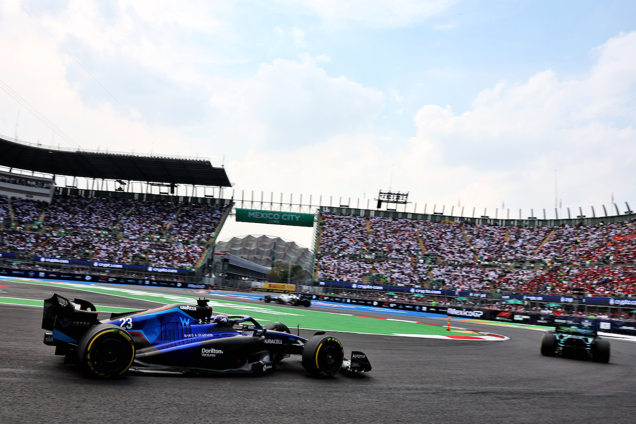GP CITTA DEL MESSICO, Alexander Albon (THA) Williams Racing FW44.
30.10.2022. Formula 1 World Championship, Rd 20, Mexican Grand Prix, Mexico City, Mexico, Gara Day.
- www.xpbimages.com, EMail: requests@xpbimages.com © Copyright: Charniaux / XPB Images