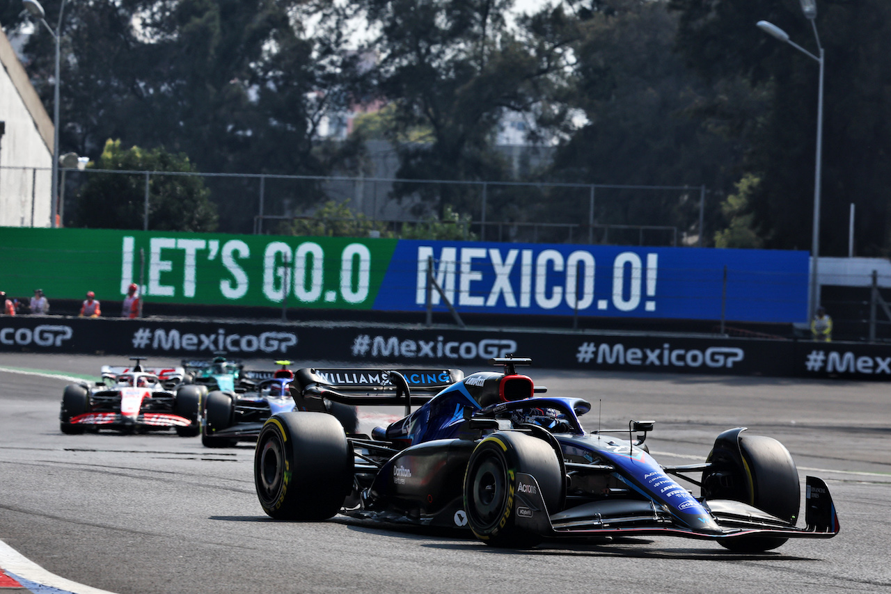 GP CITTA DEL MESSICO, Alexander Albon (THA) Williams Racing FW44.
30.10.2022. Formula 1 World Championship, Rd 20, Mexican Grand Prix, Mexico City, Mexico, Gara Day.
- www.xpbimages.com, EMail: requests@xpbimages.com © Copyright: Charniaux / XPB Images