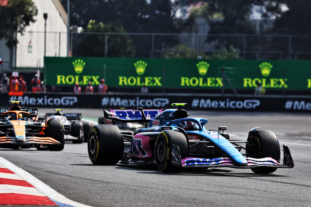 GP CITTA DEL MESSICO, Esteban Ocon (FRA) Alpine F1 Team A522.
30.10.2022. Formula 1 World Championship, Rd 20, Mexican Grand Prix, Mexico City, Mexico, Gara Day.
- www.xpbimages.com, EMail: requests@xpbimages.com © Copyright: Charniaux / XPB Images