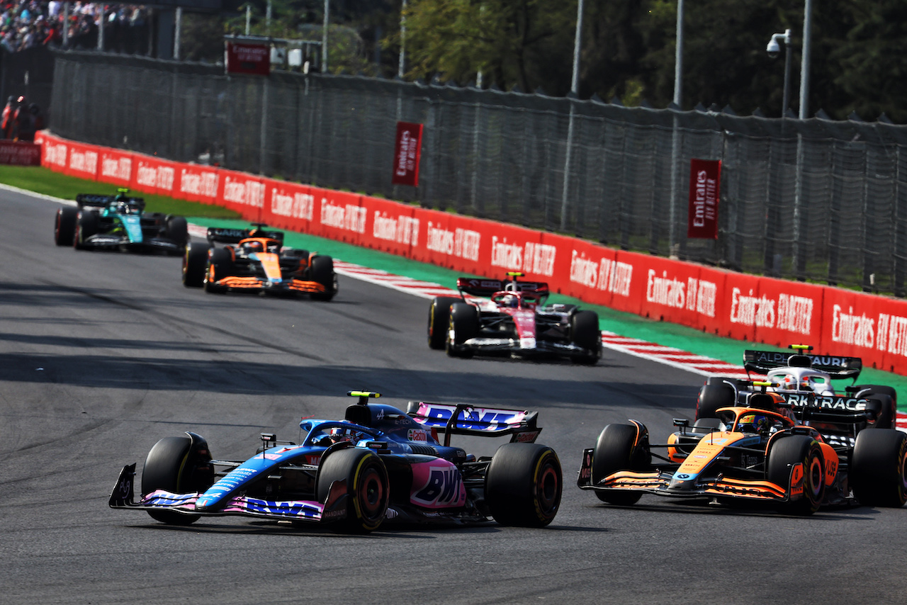 GP CITTA DEL MESSICO, Esteban Ocon (FRA) Alpine F1 Team A522.
30.10.2022. Formula 1 World Championship, Rd 20, Mexican Grand Prix, Mexico City, Mexico, Gara Day.
- www.xpbimages.com, EMail: requests@xpbimages.com © Copyright: Batchelor / XPB Images