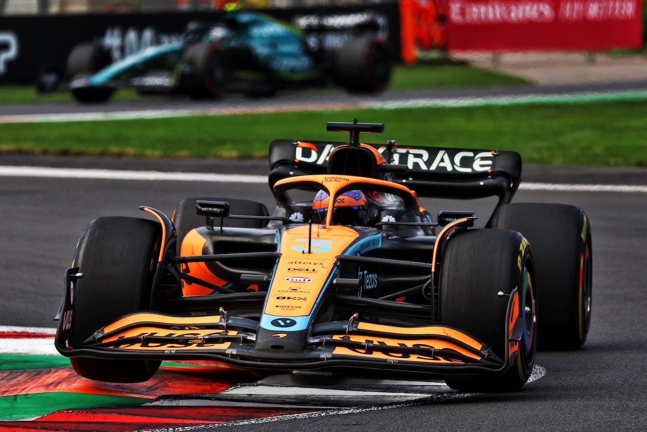 GP CITTA DEL MESSICO, Daniel Ricciardo (AUS) McLaren MCL36.
30.10.2022. Formula 1 World Championship, Rd 20, Mexican Grand Prix, Mexico City, Mexico, Gara Day.
 - www.xpbimages.com, EMail: requests@xpbimages.com © Copyright: Coates / XPB Images