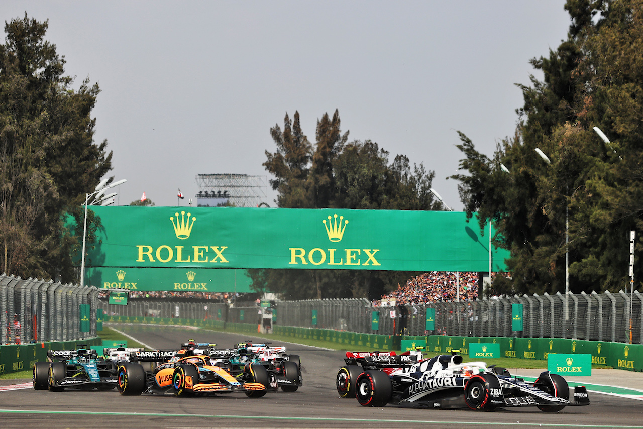 GP CITTA DEL MESSICO, Yuki Tsunoda (JPN) AlphaTauri AT03 at the partenza of the race.
30.10.2022. Formula 1 World Championship, Rd 20, Mexican Grand Prix, Mexico City, Mexico, Gara Day.
- www.xpbimages.com, EMail: requests@xpbimages.com © Copyright: Moy / XPB Images