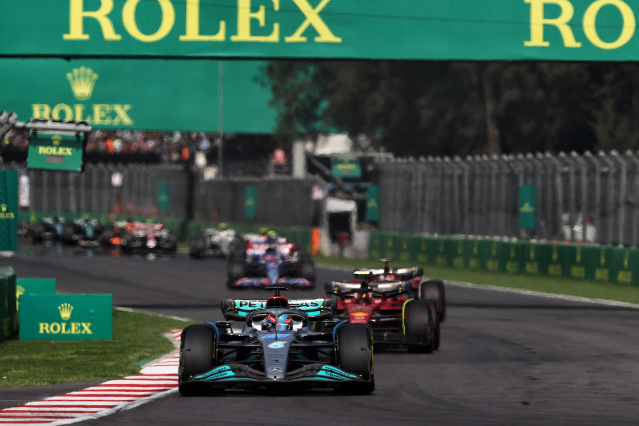 GP CITTA DEL MESSICO, George Russell (GBR) Mercedes AMG F1 W13.
30.10.2022. Formula 1 World Championship, Rd 20, Mexican Grand Prix, Mexico City, Mexico, Gara Day.
- www.xpbimages.com, EMail: requests@xpbimages.com © Copyright: Moy / XPB Images