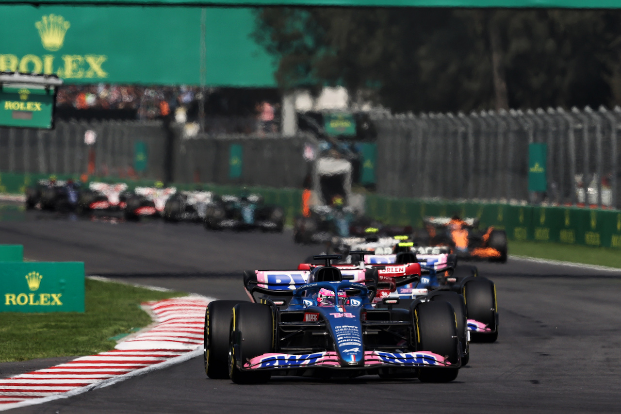 GP CITTA DEL MESSICO, Fernando Alonso (ESP) Alpine F1 Team A522.
30.10.2022. Formula 1 World Championship, Rd 20, Mexican Grand Prix, Mexico City, Mexico, Gara Day.
- www.xpbimages.com, EMail: requests@xpbimages.com © Copyright: Moy / XPB Images