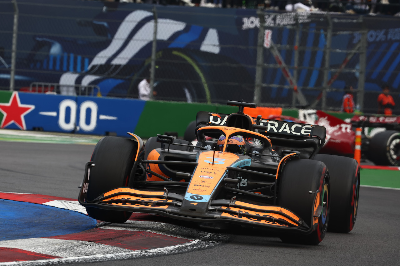 GP CITTA DEL MESSICO, Daniel Ricciardo (AUS) McLaren MCL36.
30.10.2022. Formula 1 World Championship, Rd 20, Mexican Grand Prix, Mexico City, Mexico, Gara Day.
- www.xpbimages.com, EMail: requests@xpbimages.com © Copyright: Batchelor / XPB Images