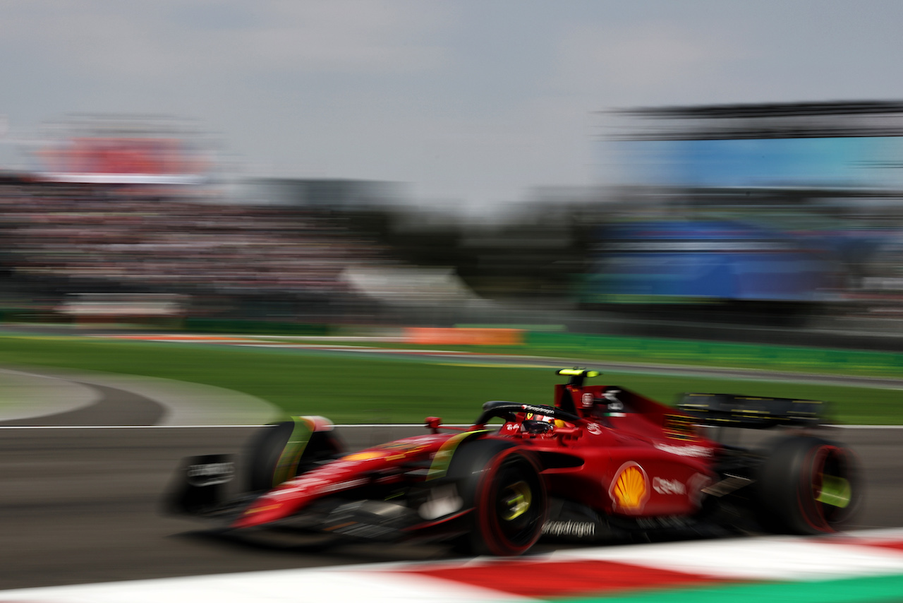 GP CITTA DEL MESSICO, Carlos Sainz Jr (ESP) Ferrari F1-75.
30.10.2022. Formula 1 World Championship, Rd 20, Mexican Grand Prix, Mexico City, Mexico, Gara Day.
- www.xpbimages.com, EMail: requests@xpbimages.com © Copyright: Bearne / XPB Images
