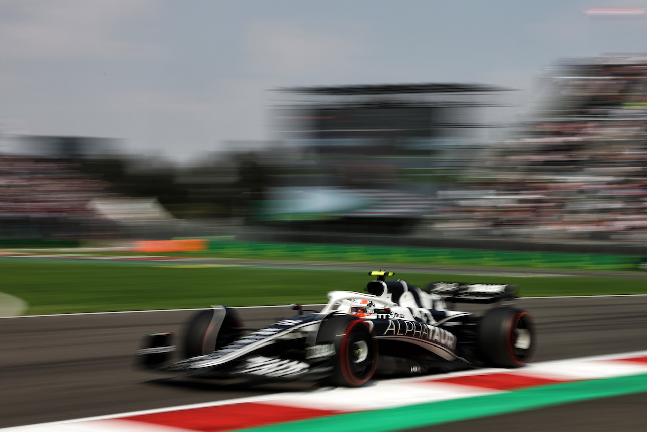 GP CITTA DEL MESSICO, Yuki Tsunoda (JPN) AlphaTauri AT03.
30.10.2022. Formula 1 World Championship, Rd 20, Mexican Grand Prix, Mexico City, Mexico, Gara Day.
- www.xpbimages.com, EMail: requests@xpbimages.com © Copyright: Bearne / XPB Images