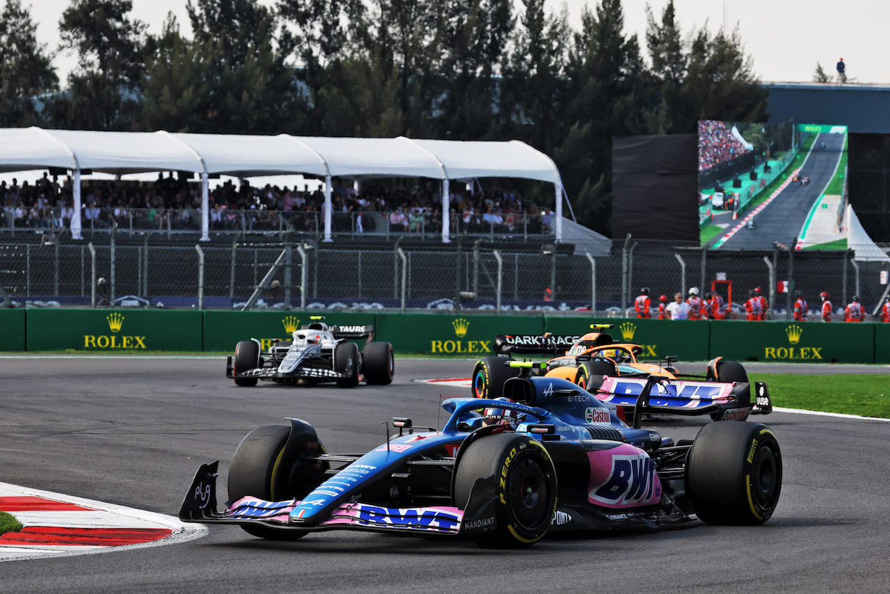 GP CITTA DEL MESSICO, Esteban Ocon (FRA) Alpine F1 Team A522.
30.10.2022. Formula 1 World Championship, Rd 20, Mexican Grand Prix, Mexico City, Mexico, Gara Day.
- www.xpbimages.com, EMail: requests@xpbimages.com © Copyright: Bearne / XPB Images