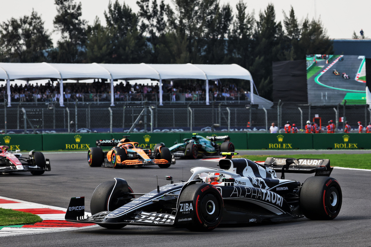 GP CITTA DEL MESSICO, Yuki Tsunoda (JPN) AlphaTauri AT03.
30.10.2022. Formula 1 World Championship, Rd 20, Mexican Grand Prix, Mexico City, Mexico, Gara Day.
- www.xpbimages.com, EMail: requests@xpbimages.com © Copyright: Bearne / XPB Images