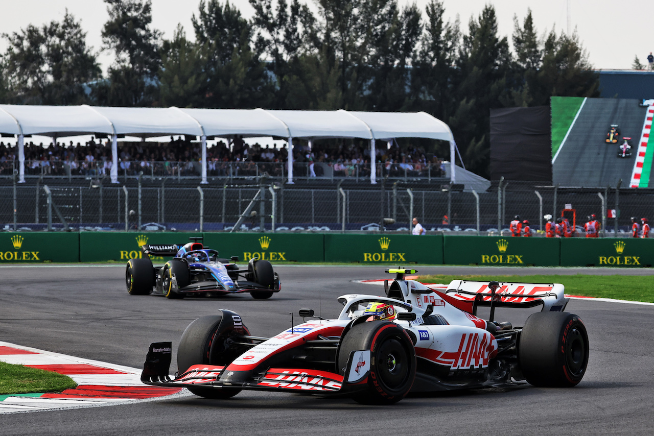 GP CITTA DEL MESSICO, Mick Schumacher (GER) Haas VF-22.
30.10.2022. Formula 1 World Championship, Rd 20, Mexican Grand Prix, Mexico City, Mexico, Gara Day.
- www.xpbimages.com, EMail: requests@xpbimages.com © Copyright: Bearne / XPB Images