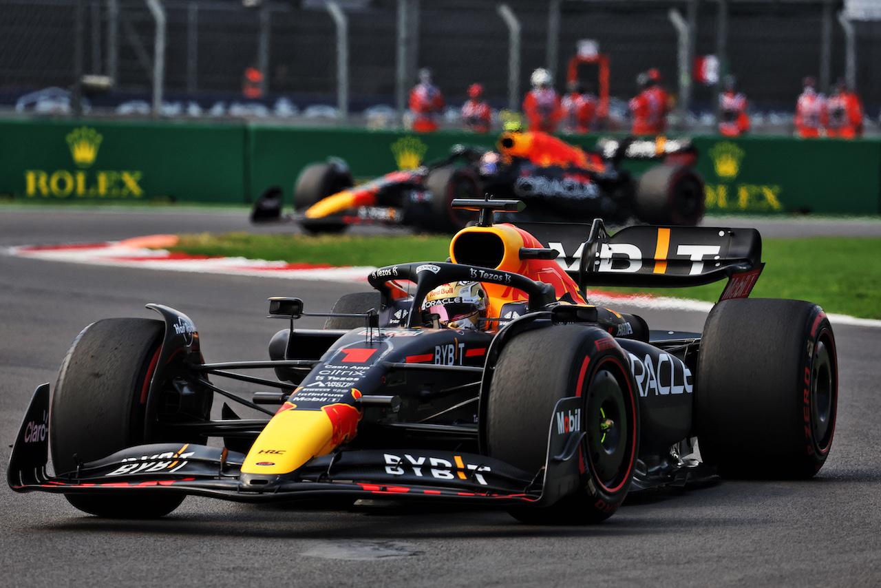 GP CITTA DEL MESSICO, Max Verstappen (NLD) Red Bull Racing RB18.
30.10.2022. Formula 1 World Championship, Rd 20, Mexican Grand Prix, Mexico City, Mexico, Gara Day.
- www.xpbimages.com, EMail: requests@xpbimages.com © Copyright: Bearne / XPB Images
