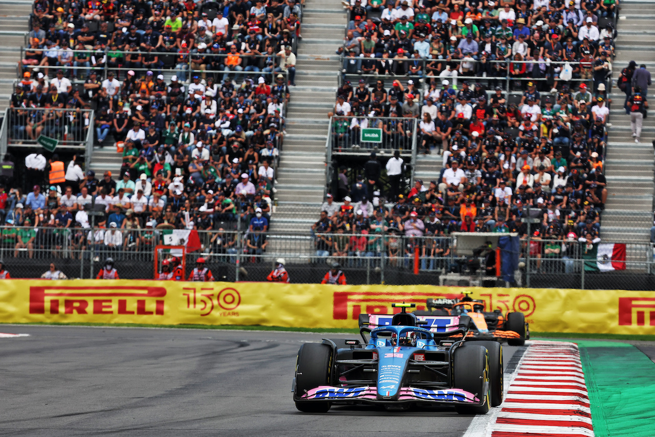 GP CITTA DEL MESSICO, Esteban Ocon (FRA) Alpine F1 Team A522.
30.10.2022. Formula 1 World Championship, Rd 20, Mexican Grand Prix, Mexico City, Mexico, Gara Day.
- www.xpbimages.com, EMail: requests@xpbimages.com © Copyright: Bearne / XPB Images