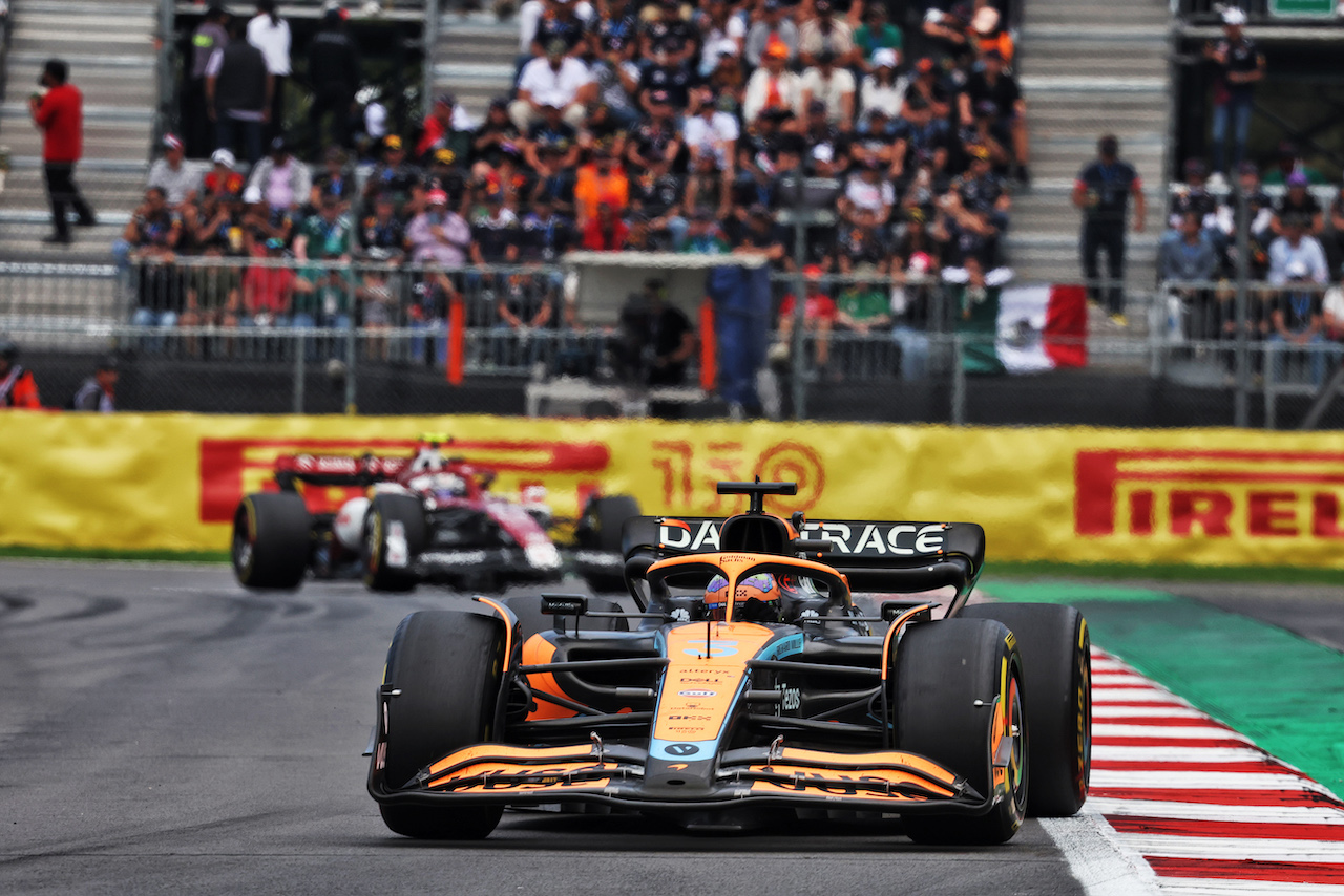 GP CITTA DEL MESSICO, Daniel Ricciardo (AUS) McLaren MCL36.
30.10.2022. Formula 1 World Championship, Rd 20, Mexican Grand Prix, Mexico City, Mexico, Gara Day.
- www.xpbimages.com, EMail: requests@xpbimages.com © Copyright: Bearne / XPB Images