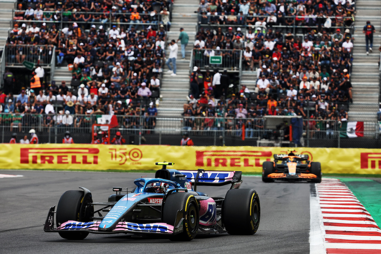 GP CITTA DEL MESSICO, Esteban Ocon (FRA) Alpine F1 Team A522.
30.10.2022. Formula 1 World Championship, Rd 20, Mexican Grand Prix, Mexico City, Mexico, Gara Day.
- www.xpbimages.com, EMail: requests@xpbimages.com © Copyright: Bearne / XPB Images