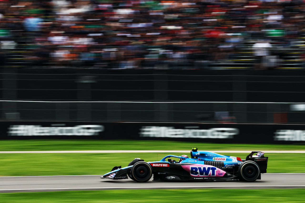 GP CITTA DEL MESSICO, Esteban Ocon (FRA) Alpine F1 Team A522.
30.10.2022. Formula 1 World Championship, Rd 20, Mexican Grand Prix, Mexico City, Mexico, Gara Day.
 - www.xpbimages.com, EMail: requests@xpbimages.com © Copyright: Coates / XPB Images