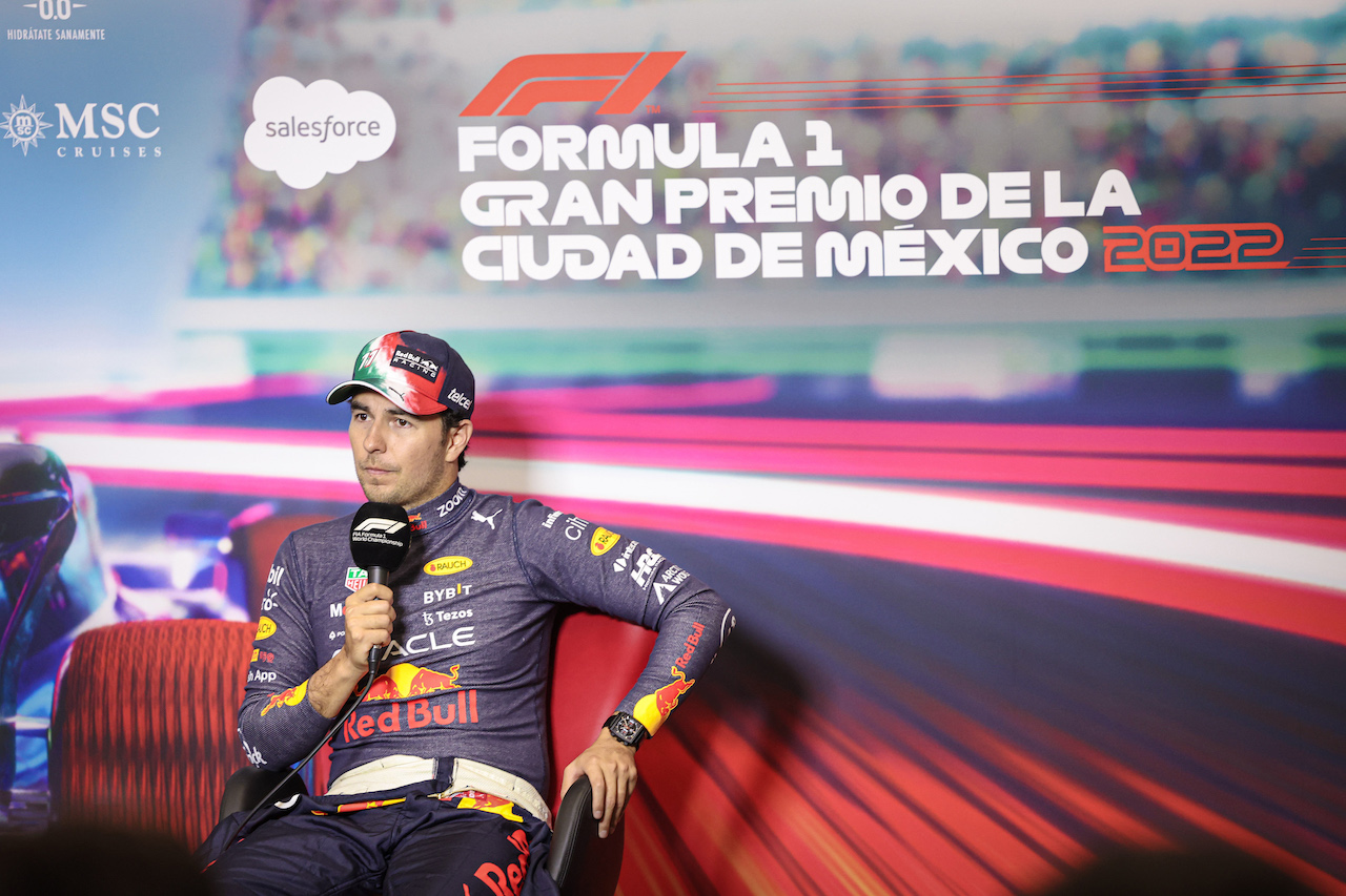 GP CITTA DEL MESSICO, Sergio Perez (MEX) Red Bull Racing in the post race FIA Press Conference.
30.10.2022. Formula 1 World Championship, Rd 20, Mexican Grand Prix, Mexico City, Mexico, Gara Day.
- www.xpbimages.com, EMail: requests@xpbimages.com © Copyright: XPB Images