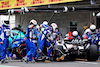 GP CITTA DEL MESSICO, Kevin Magnussen (DEN) Haas VF-22 makes a pit stop.
30.10.2022. Formula 1 World Championship, Rd 20, Mexican Grand Prix, Mexico City, Mexico, Gara Day.
- www.xpbimages.com, EMail: requests@xpbimages.com © Copyright: Charniaux / XPB Images