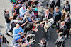 GP CITTA DEL MESSICO, Sebastian Vettel (GER) Aston Martin F1 Team with fans.
30.10.2022. Formula 1 World Championship, Rd 20, Mexican Grand Prix, Mexico City, Mexico, Gara Day.
- www.xpbimages.com, EMail: requests@xpbimages.com © Copyright: Moy / XPB Images