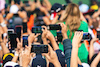 GP CITTA DEL MESSICO, Fans with phones at the podium.
30.10.2022. Formula 1 World Championship, Rd 20, Mexican Grand Prix, Mexico City, Mexico, Gara Day.
- www.xpbimages.com, EMail: requests@xpbimages.com © Copyright: Bearne / XPB Images