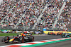 GP CITTA DEL MESSICO, Max Verstappen (NLD) Red Bull Racing RB18 davanti a at the partenza of the race.
30.10.2022. Formula 1 World Championship, Rd 20, Mexican Grand Prix, Mexico City, Mexico, Gara Day.
- www.xpbimages.com, EMail: requests@xpbimages.com © Copyright: Bearne / XPB Images