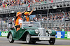 GP CITTA DEL MESSICO, (L to R): Lando Norris (GBR) McLaren e Daniel Ricciardo (AUS) McLaren on the drivers parade.
30.10.2022. Formula 1 World Championship, Rd 20, Mexican Grand Prix, Mexico City, Mexico, Gara Day.
- www.xpbimages.com, EMail: requests@xpbimages.com © Copyright: Bearne / XPB Images