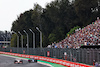 GP CITTA DEL MESSICO, Mick Schumacher (GER) Haas VF-22 e Nicholas Latifi (CDN) Williams Racing FW44 battle for position.
30.10.2022. Formula 1 World Championship, Rd 20, Mexican Grand Prix, Mexico City, Mexico, Gara Day.
 - www.xpbimages.com, EMail: requests@xpbimages.com © Copyright: Coates / XPB Images