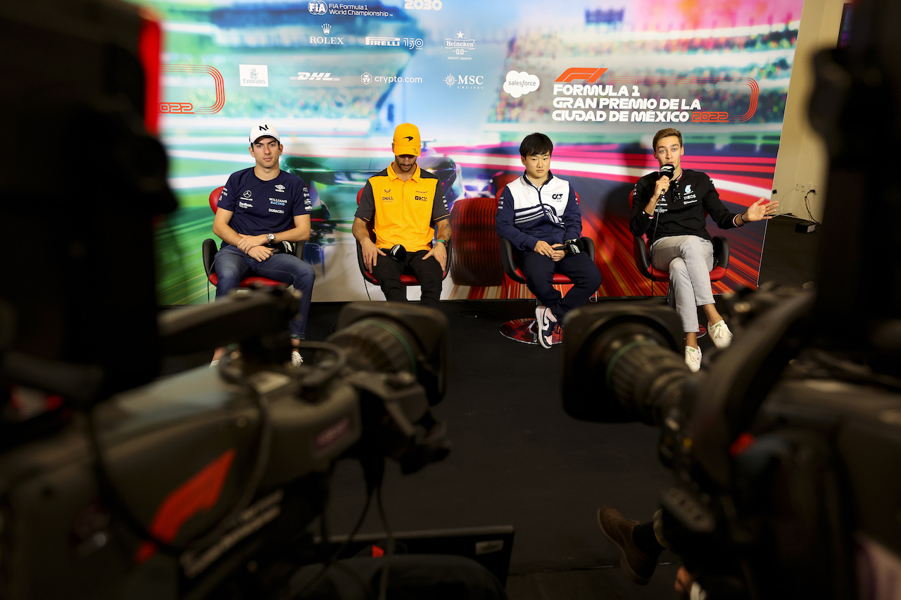 GP CITTA DEL MESSICO, (L to R): Nicholas Latifi (CDN) Williams Racing; Daniel Ricciardo (AUS) McLaren; Yuki Tsunoda (JPN) AlphaTauri; e George Russell (GBR) Mercedes AMG F1, in the FIA Press Conference.
27.10.2022. Formula 1 World Championship, Rd 20, Mexican Grand Prix, Mexico City, Mexico, Preparation Day.
- www.xpbimages.com, EMail: requests@xpbimages.com © Copyright: XPB Images