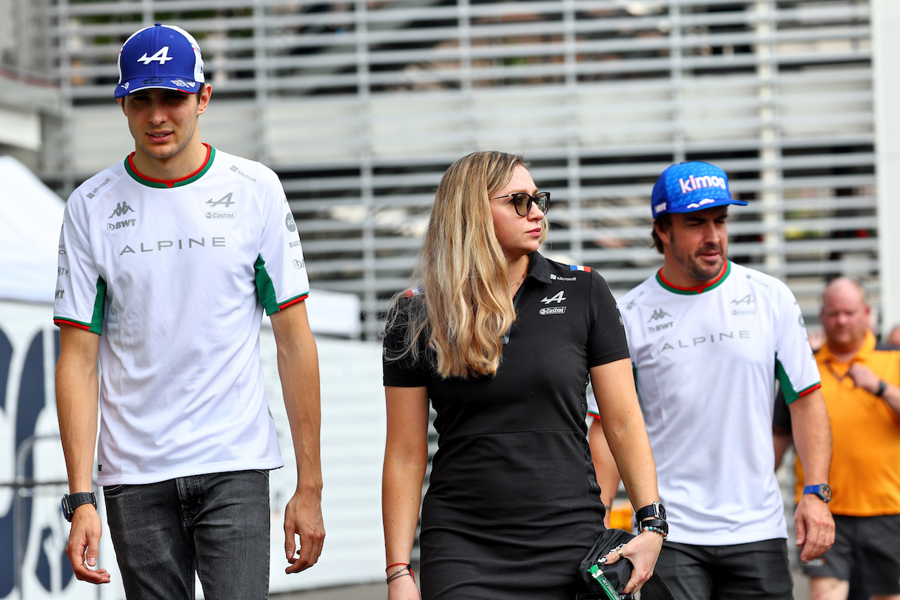 GP CITTA DEL MESSICO, Esteban Ocon (FRA) Alpine F1 Team e team mate Fernando Alonso (ESP) Alpine F1 Team.
27.10.2022. Formula 1 World Championship, Rd 20, Mexican Grand Prix, Mexico City, Mexico, Preparation Day.
- www.xpbimages.com, EMail: requests@xpbimages.com © Copyright: Batchelor / XPB Images