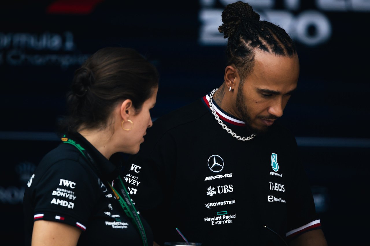 GP CITTA DEL MESSICO, Lewis Hamilton (GBR) Mercedes AMG F1.
27.10.2022. Formula 1 World Championship, Rd 20, Mexican Grand Prix, Mexico City, Mexico, Preparation Day.
- www.xpbimages.com, EMail: requests@xpbimages.com © Copyright: Bearne / XPB Images
