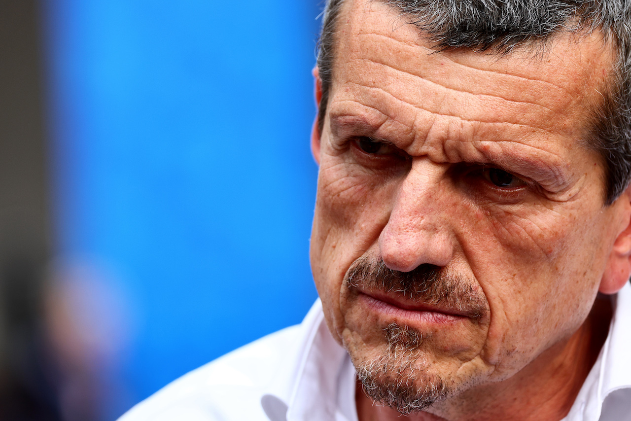 GP CITTA DEL MESSICO, Guenther Steiner (ITA) Haas F1 Team Prinicipal.
27.10.2022. Formula 1 World Championship, Rd 20, Mexican Grand Prix, Mexico City, Mexico, Preparation Day.
- www.xpbimages.com, EMail: requests@xpbimages.com © Copyright: Batchelor / XPB Images