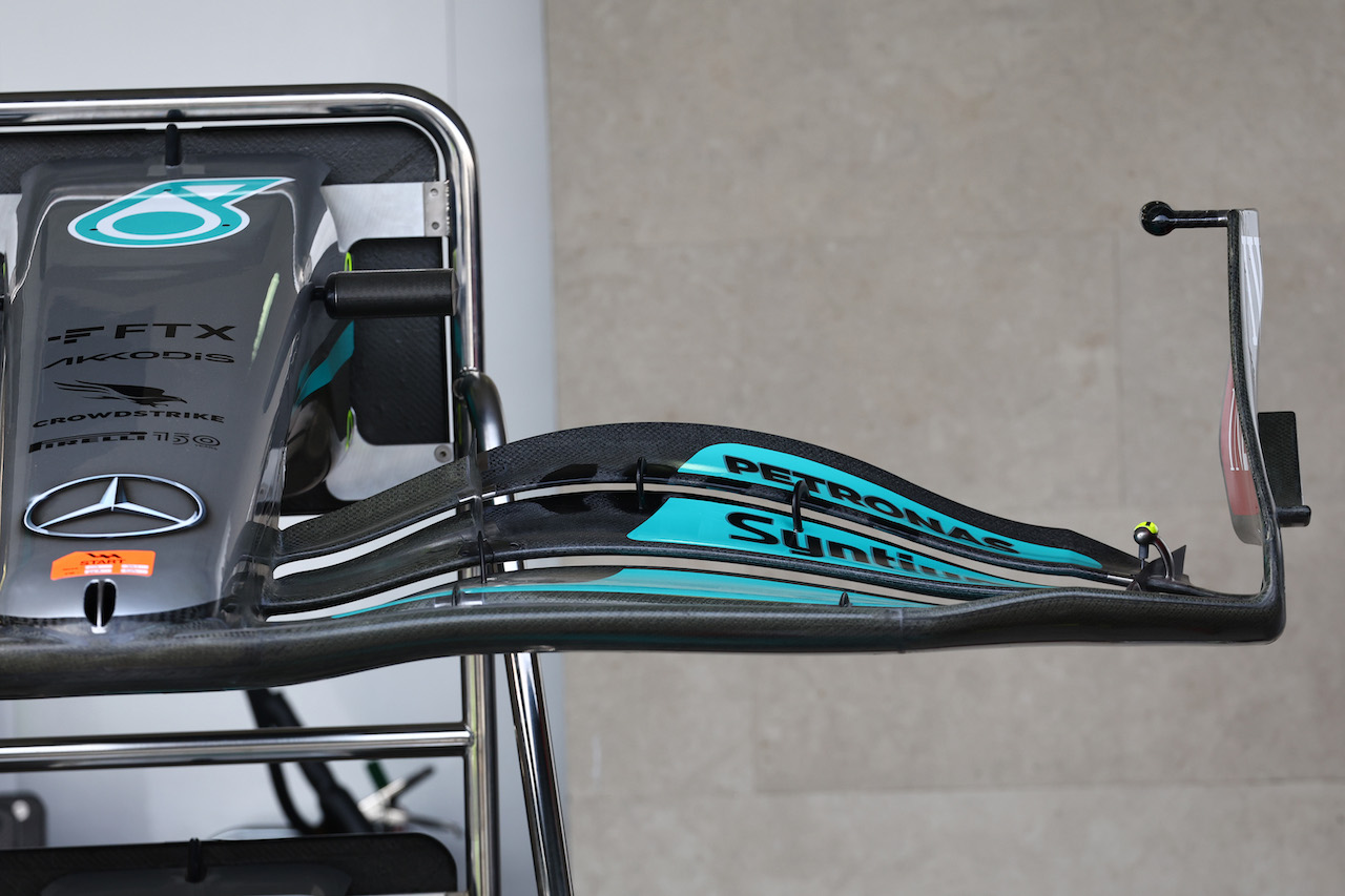 GP CITTA DEL MESSICO, The Mercedes front wing not used in Austin e adjusted for Mexico.
27.10.2022. Formula 1 World Championship, Rd 20, Mexican Grand Prix, Mexico City, Mexico, Preparation Day.
- www.xpbimages.com, EMail: requests@xpbimages.com ¬© Copyright: Batchelor / XPB Images