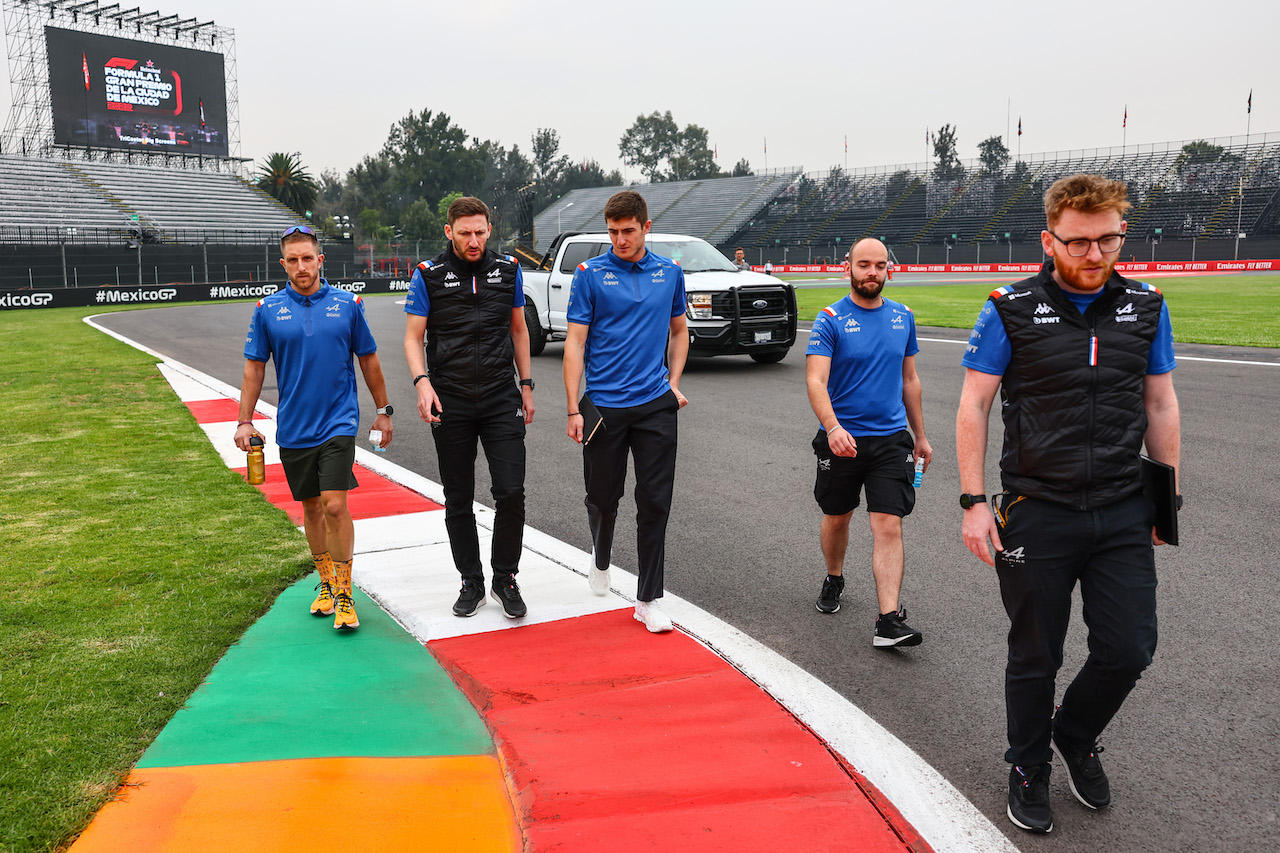 GP CITTA DEL MESSICO, Jack Doohan (AUS), Alpine F1 Team 
27.10.2022. Formula 1 World Championship, Rd 20, Mexican Grand Prix, Mexico City, Mexico, Preparation Day.
- www.xpbimages.com, EMail: requests@xpbimages.com © Copyright: Charniaux / XPB Images