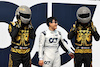 GP CITTA DEL MESSICO, (L to R): Mario Achi (MEX) with Yuki Tsunoda (JPN) AlphaTauri e 'Mario Achi (MEX)'.
27.10.2022. Formula 1 World Championship, Rd 20, Mexican Grand Prix, Mexico City, Mexico, Preparation Day.
- www.xpbimages.com, EMail: requests@xpbimages.com © Copyright: Moy / XPB Images