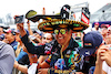 GP CITTA DEL MESSICO, Circuit Atmosfera - fans in the pits.
27.10.2022. Formula 1 World Championship, Rd 20, Mexican Grand Prix, Mexico City, Mexico, Preparation Day.
- www.xpbimages.com, EMail: requests@xpbimages.com © Copyright: Batchelor / XPB Images