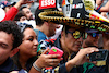 GP CITTA DEL MESSICO, Circuit Atmosfera - fans in the pits.
27.10.2022. Formula 1 World Championship, Rd 20, Mexican Grand Prix, Mexico City, Mexico, Preparation Day.
 - www.xpbimages.com, EMail: requests@xpbimages.com © Copyright: Coates / XPB Images