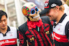 GP CITTA DEL MESSICO, (L to R): Guanyu Zhou (CHN) Alfa Romeo F1 Team with a Day of the Dead Skeleton e Valtteri Bottas (FIN) Alfa Romeo F1 Team.
27.10.2022. Formula 1 World Championship, Rd 20, Mexican Grand Prix, Mexico City, Mexico, Preparation Day.
- www.xpbimages.com, EMail: requests@xpbimages.com © Copyright: Bearne / XPB Images