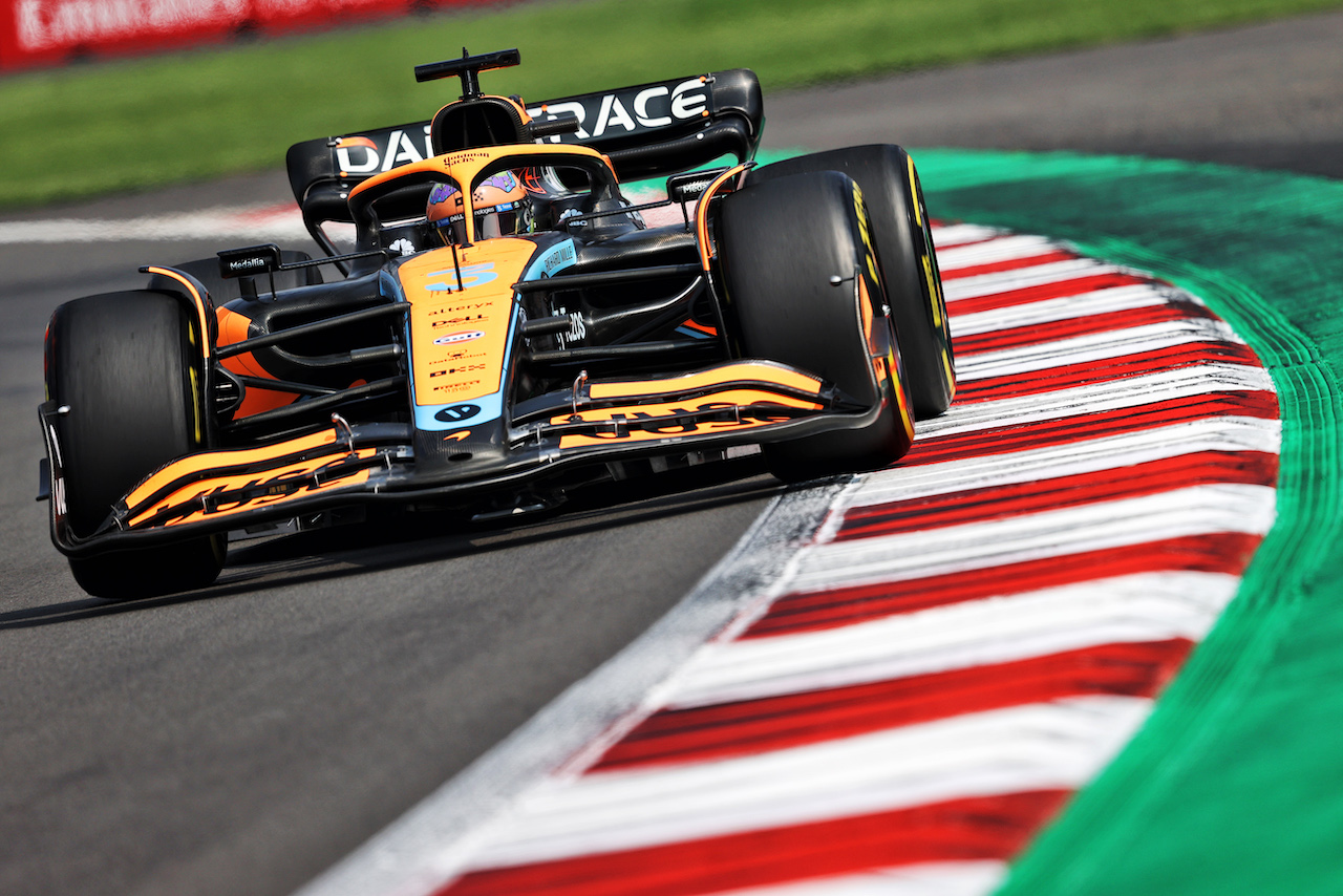 GP CITTA DEL MESSICO, Daniel Ricciardo (AUS) McLaren MCL36.
29.10.2022. Formula 1 World Championship, Rd 20, Mexican Grand Prix, Mexico City, Mexico, Qualifiche Day.
- www.xpbimages.com, EMail: requests@xpbimages.com © Copyright: Moy / XPB Images