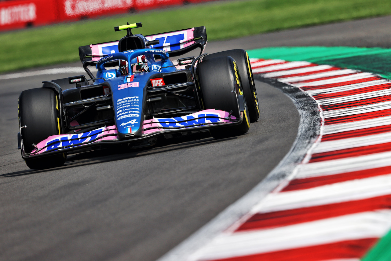 GP CITTA DEL MESSICO, Esteban Ocon (FRA) Alpine F1 Team A522.
29.10.2022. Formula 1 World Championship, Rd 20, Mexican Grand Prix, Mexico City, Mexico, Qualifiche Day.
- www.xpbimages.com, EMail: requests@xpbimages.com © Copyright: Moy / XPB Images