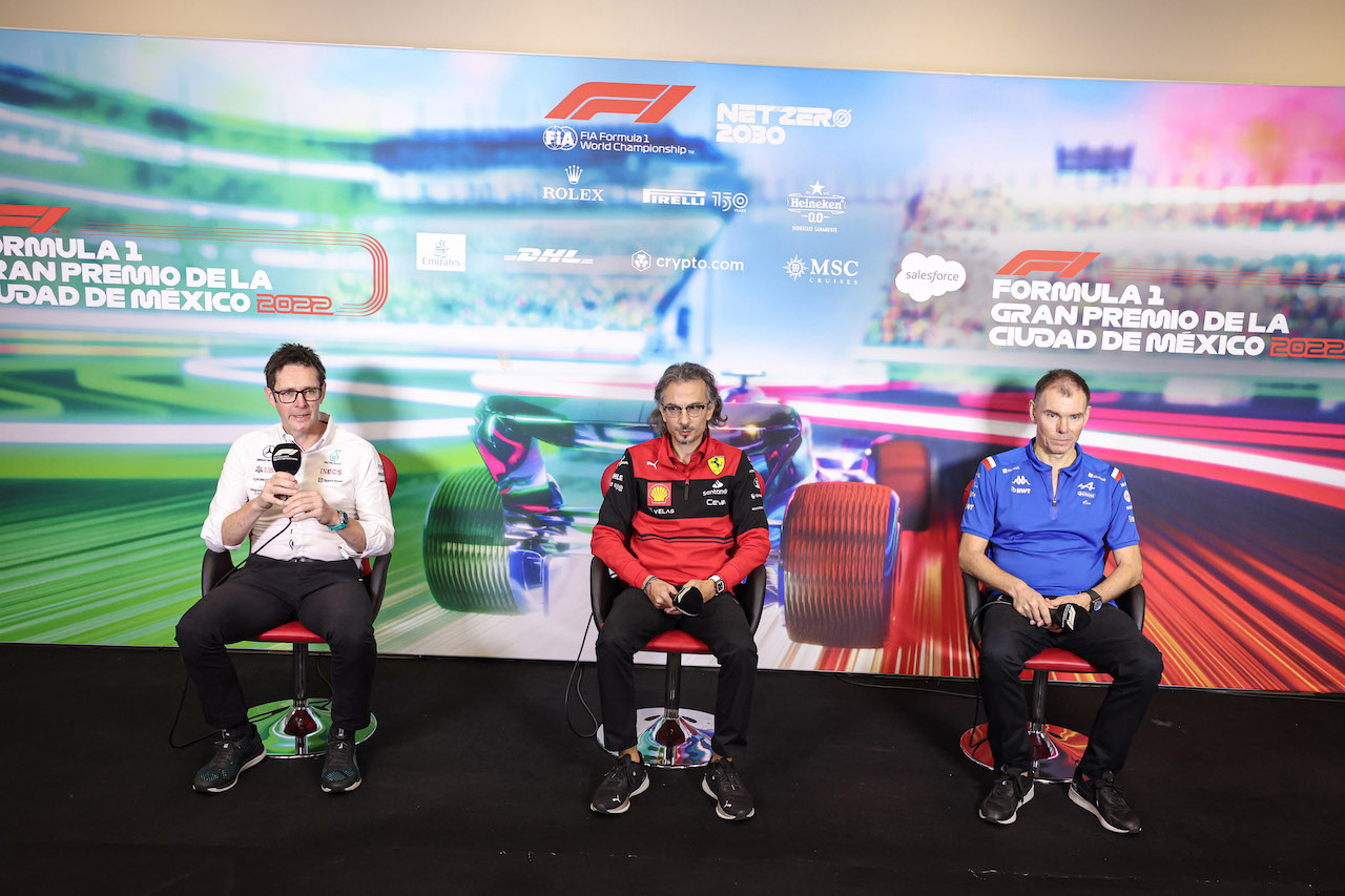GP CITTA DEL MESSICO, (L to R): Andrew Shovlin (GBR) Mercedes AMG F1 Trackside Engineering Director; Laurent Mekies (FRA) Ferrari Sporting Director; e Alan Permane (GBR) Alpine F1 Team Trackside Operations Director, in the FIA Press Conference.
29.10.2022. Formula 1 World Championship, Rd 20, Mexican Grand Prix, Mexico City, Mexico, Qualifiche Day.
- www.xpbimages.com, EMail: requests@xpbimages.com © Copyright: XPB Images
