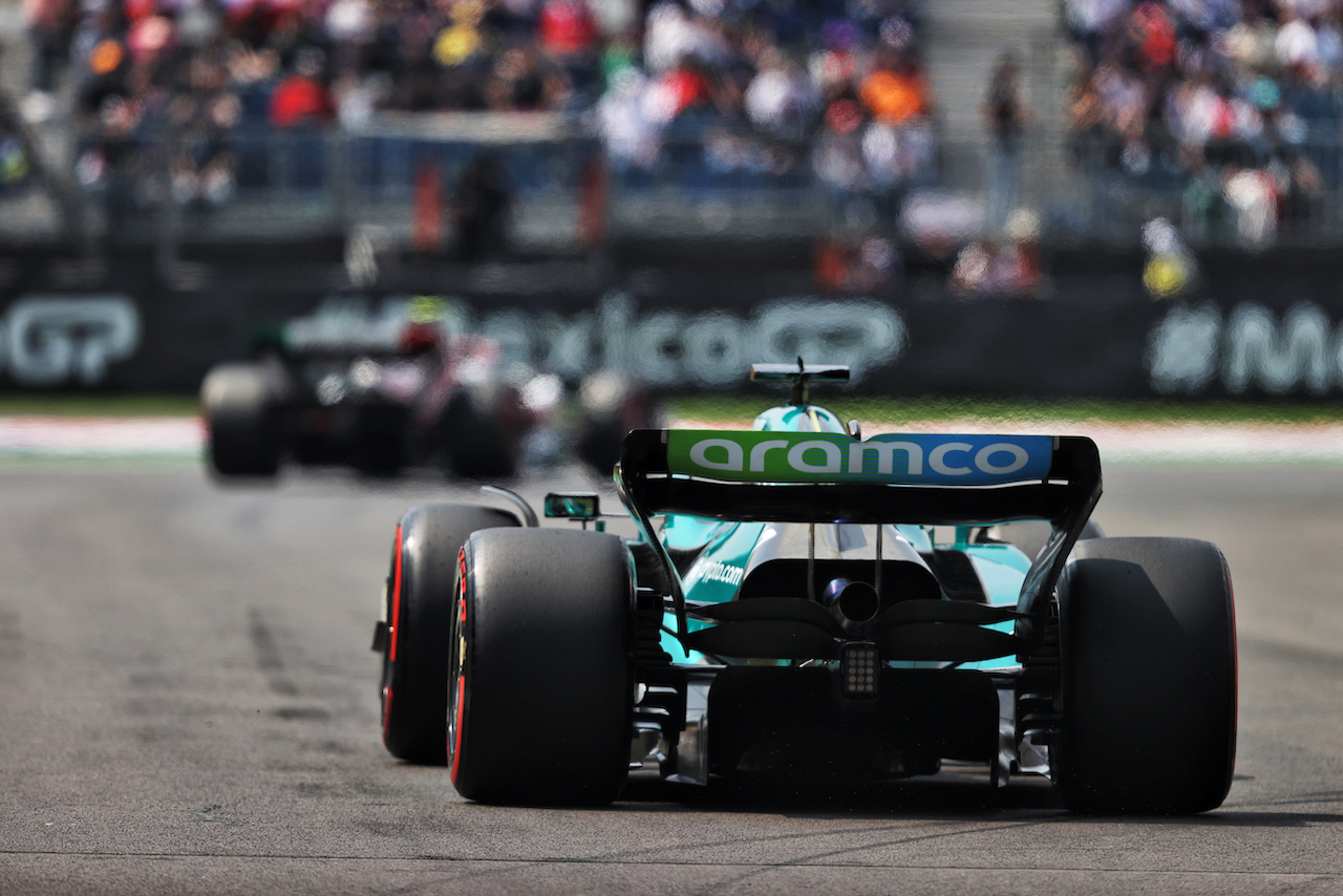 GP CITTA DEL MESSICO, Lance Stroll (CDN) Aston Martin F1 Team AMR22.
29.10.2022. Formula 1 World Championship, Rd 20, Mexican Grand Prix, Mexico City, Mexico, Qualifiche Day.
- www.xpbimages.com, EMail: requests@xpbimages.com © Copyright: Moy / XPB Images
